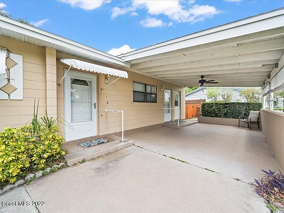 5th image of 926 Glenmore Cir