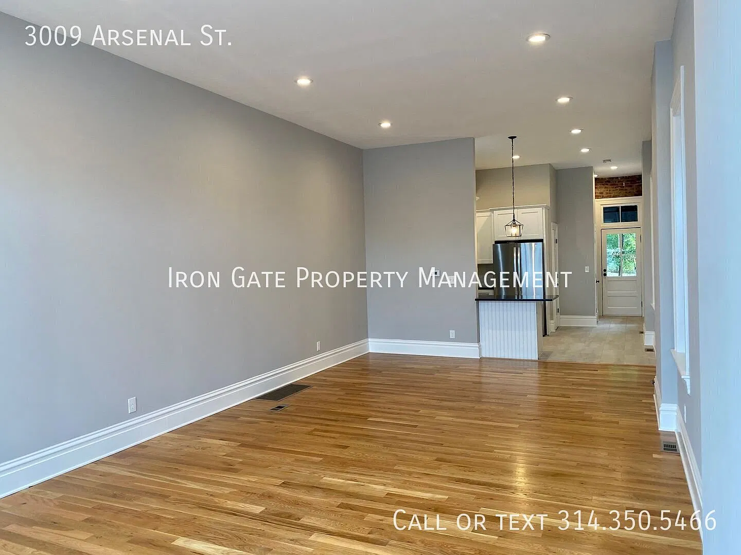 Stunning 1,900 Sq Ft Historic Storefront Townhome in Tower Grove East Gated Parking & Modern Luxury! — Photo 2