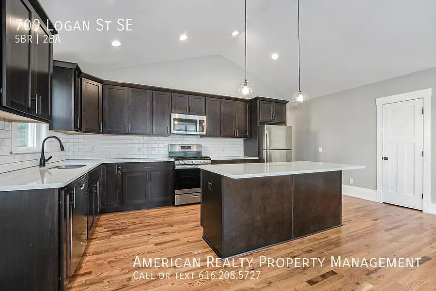 5 bed, 1524 sqft, $3,400 — Photo 3