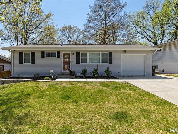 2nd image of 214 Martigney Dr