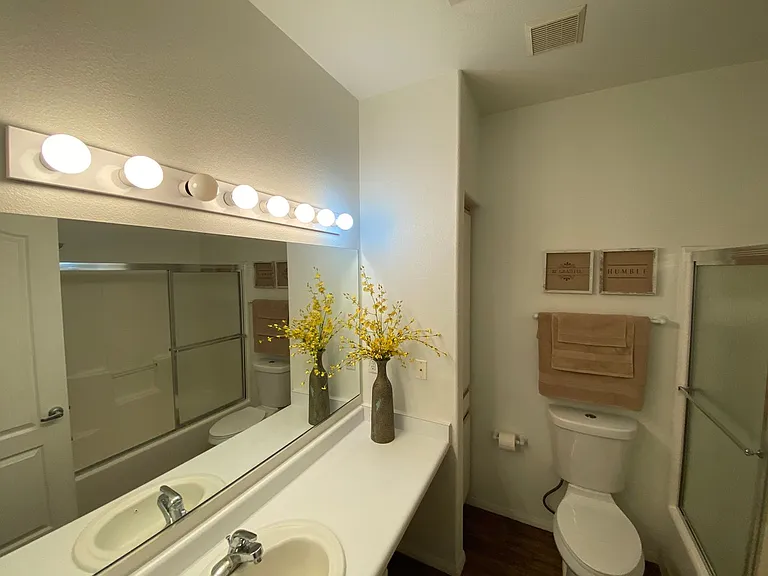 985 E Mingus Ave #212 — Photo 17