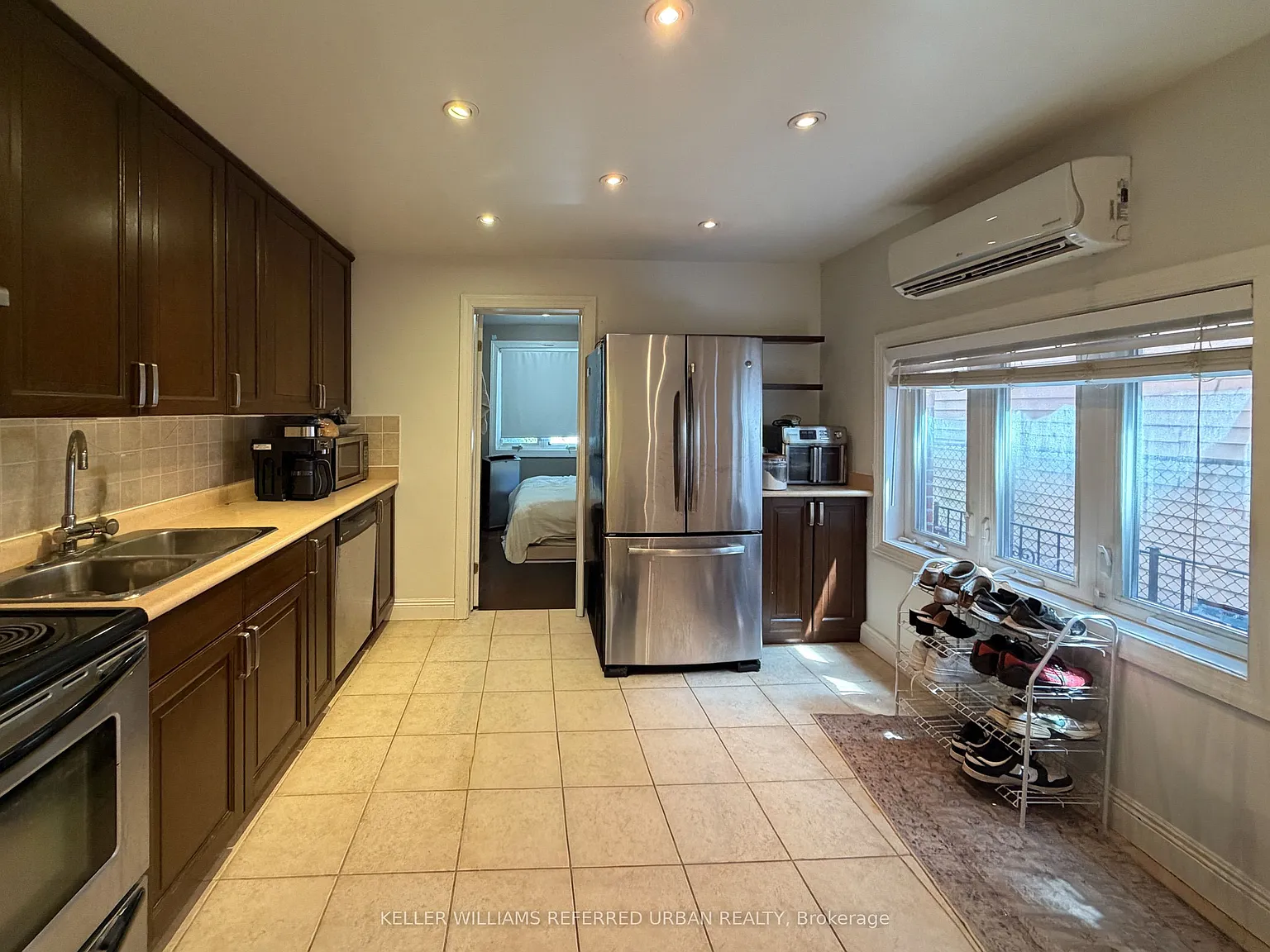 2 bed, $2,900 — Photo 2