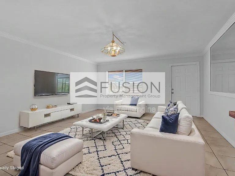 700 Atlantic Shores Blvd #8 — Photo 4