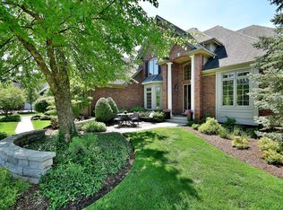 3N667 Herman Melville Ln, St Charles, IL 60175