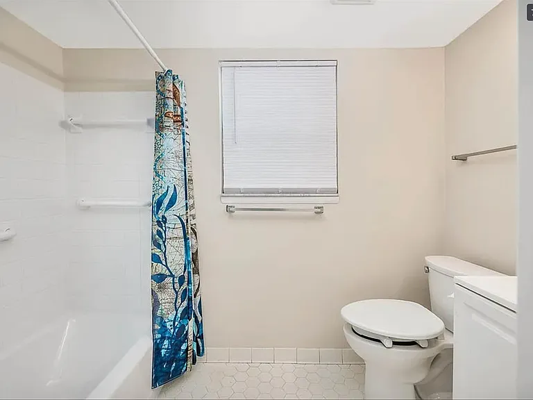 800 Mallery St #B-13 — Photo 6