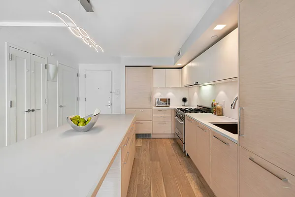 Sold by Compass | media 21