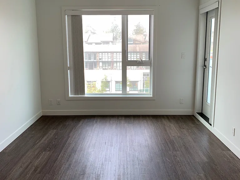3233 Wesbrook Mall — Photo 12