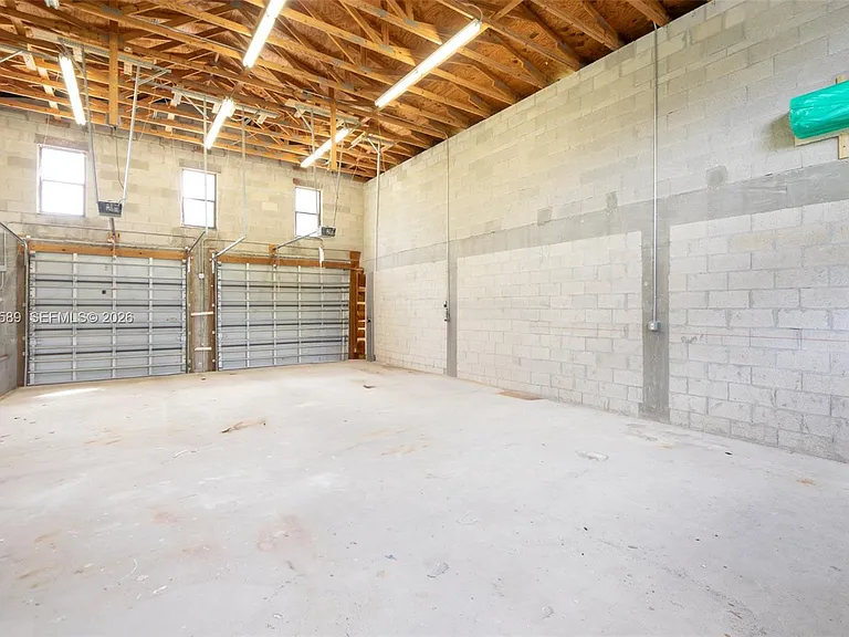 17101 SW 48th St — Photo 26