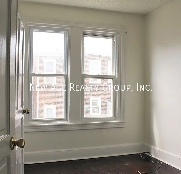 1320 S 51st St — Photo 14