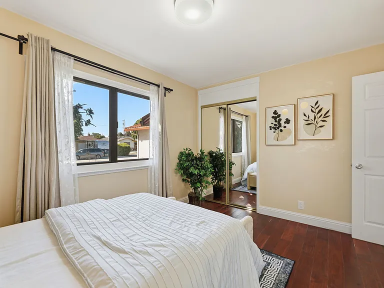 894 Orkney Ave — Photo 18