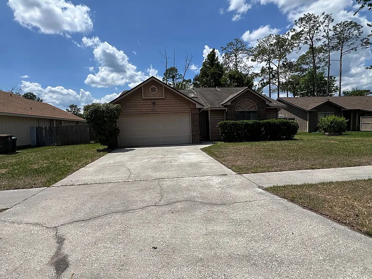 7820 Collins Ridge Blvd E — Photo 15
