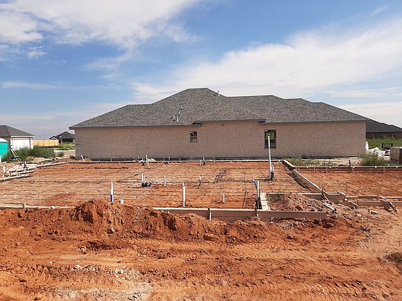 3rd image of 3639 Yorkshire Dr