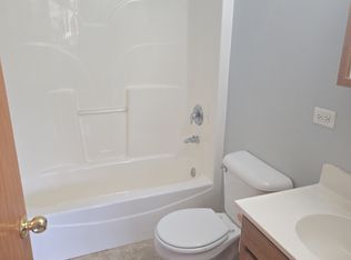 1000 Bratton Ave #4, Marseilles, IL 61341