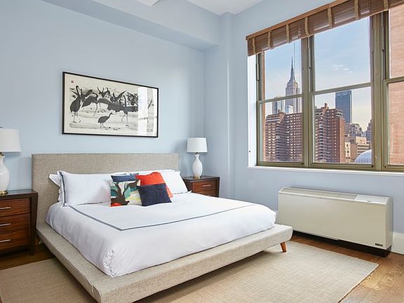 4th image of 263 9th Ave APT 6A