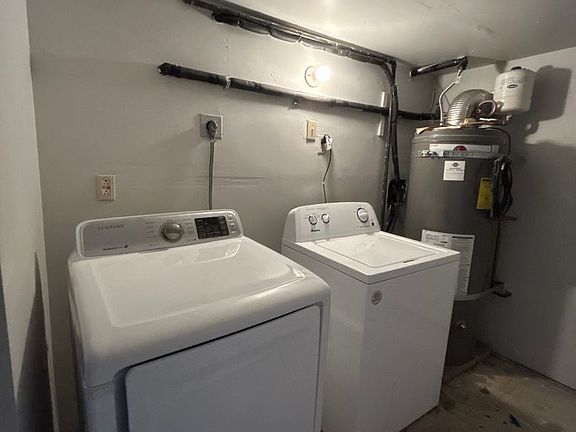 5th image of 11134 NE 104th St