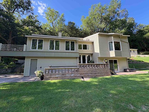 2nd image of 62834 Collins Ln