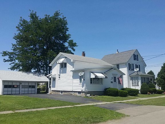 2nd image of 24 Lafayette St