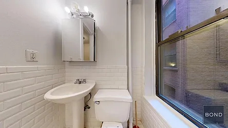 Rented by Bond New York