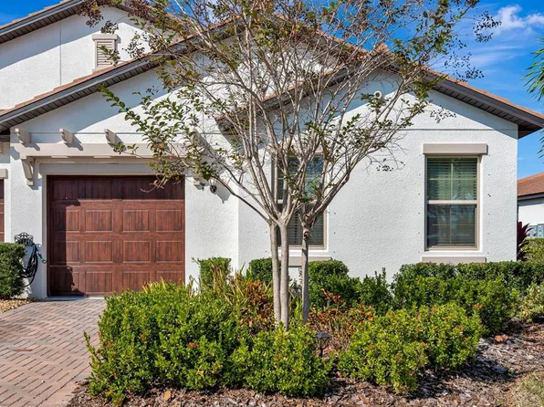 17003 Clear Cork Dr, Wimauma, FL 33598