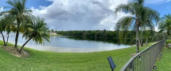 5th image of 530 Stonemont Dr