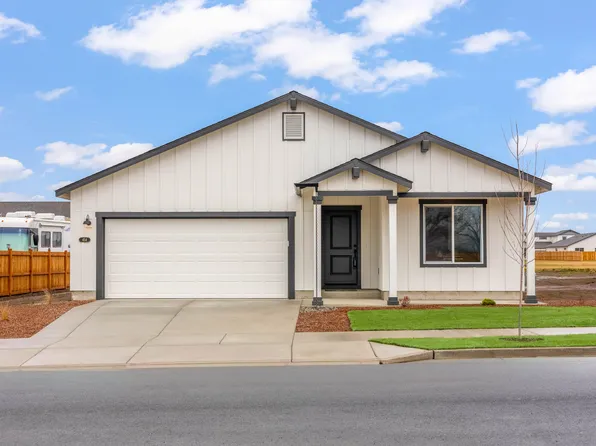 454 NW Monte Vista Ave #127, Madras, OR 97741