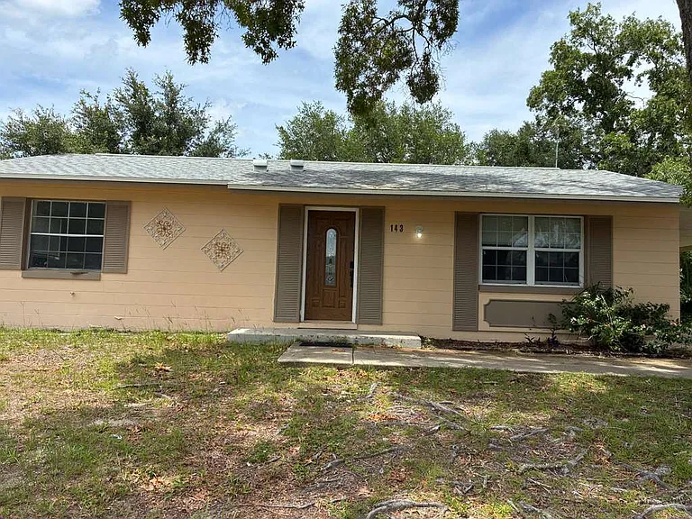 143 Marion Oaks Ln — Photo 1