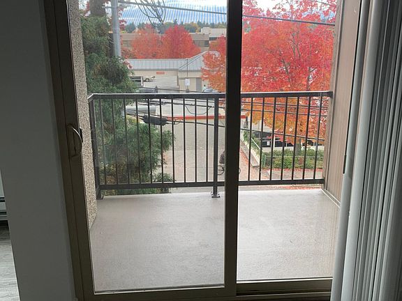3rd image of 9800 5th Ave NE APT 201