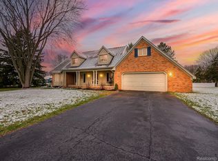 2642 Ripple Way, White Lake, MI 48383