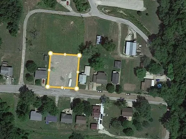 411 E 12th St, Hermann, MO 65041