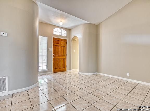 5th image of 6107 Heritage Place Dr
