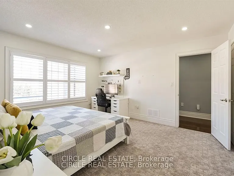 2 Learmont Ave — Photo 35