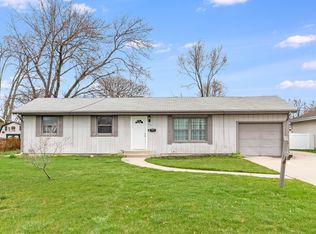 259 Thunderbird Trl, Carol Stream, IL 60188
