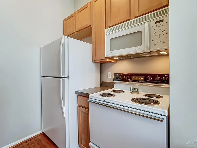 2116 Fulton Ave #13 — Photo 8