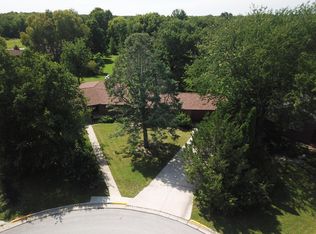 2144 Ashmore Ct, Ames, IA 50014