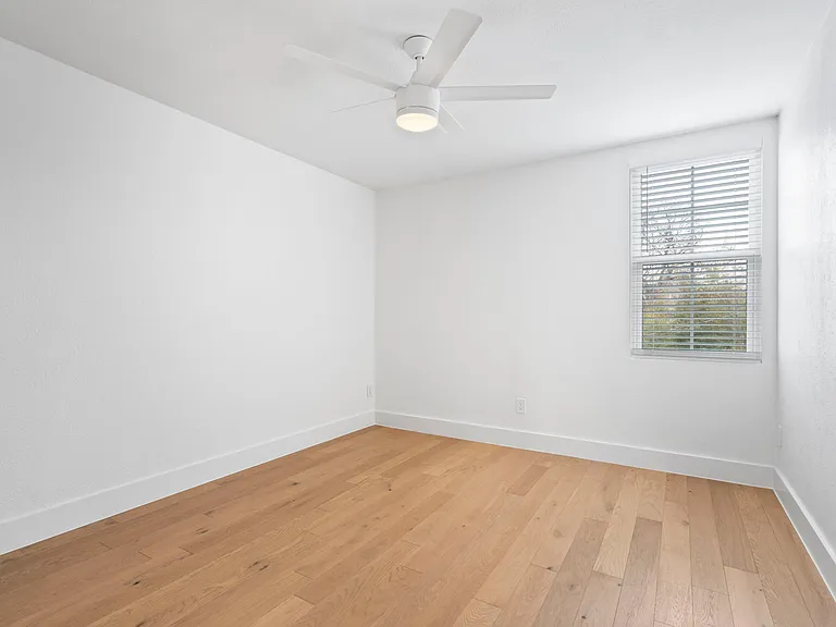 5005 Milam St — Photo 36