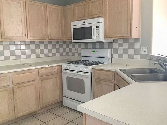 5th image of 8739 Via Del Oro SW