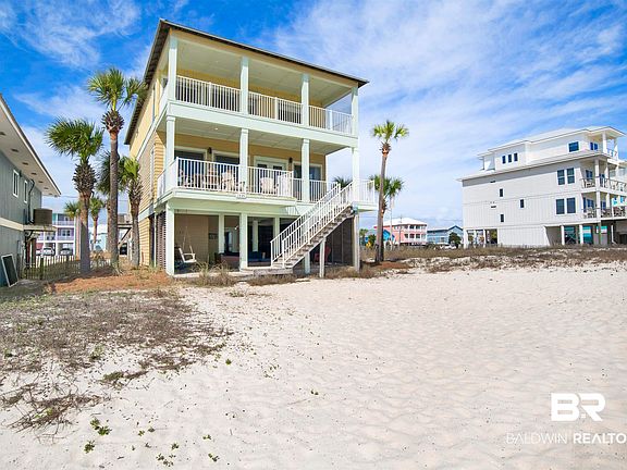 2nd image of 1535 W Beach Blvd