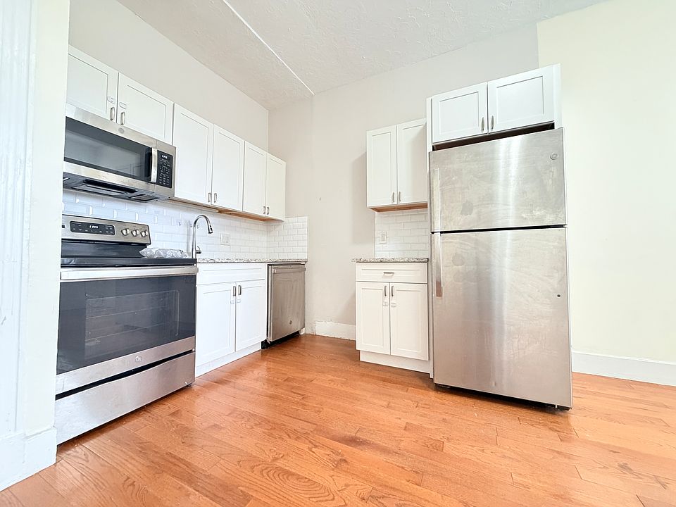 1st image of 1 Linden St #B
