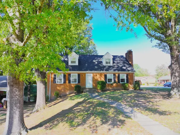 227 Swain Dr, Danville, VA 24540