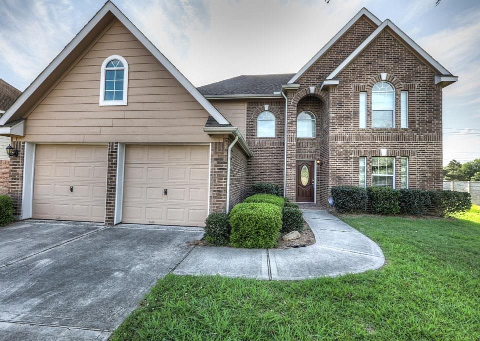 2nd image of 3802 Parry Fields Ct
