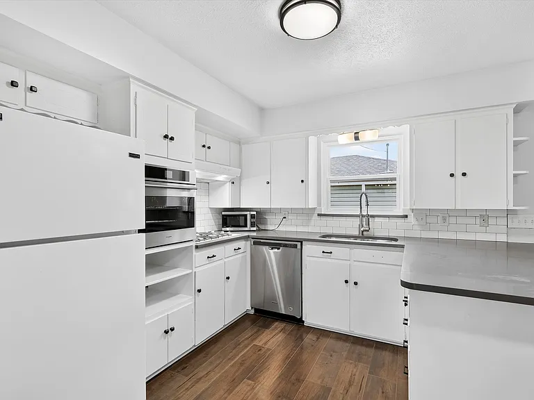 11143 Joymeadow Dr — Photo 10