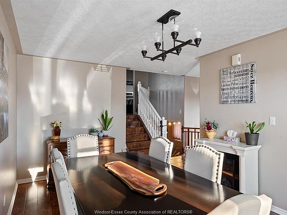 4th image of 3536 Innerkip Cres