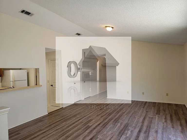 8146 Treetop Ln — Photo 4
