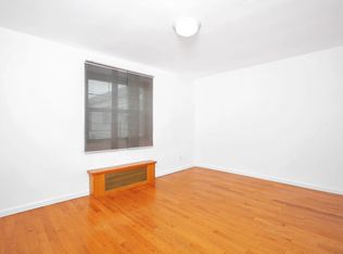 69-22 136th St #B, Flushing, NY 11367