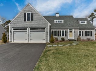16 Spring Brook Ln, Barnstable, MA 02635