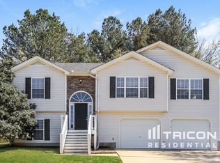 86 Hugh Ave, Dallas, GA 30132