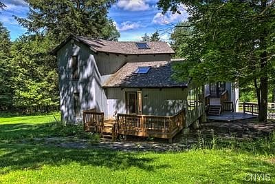 3rd image of 2871 Eatonbrook Acres Dr