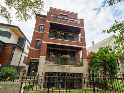 6100 N Hermitage Ave APT 3, Chicago, IL, 60660