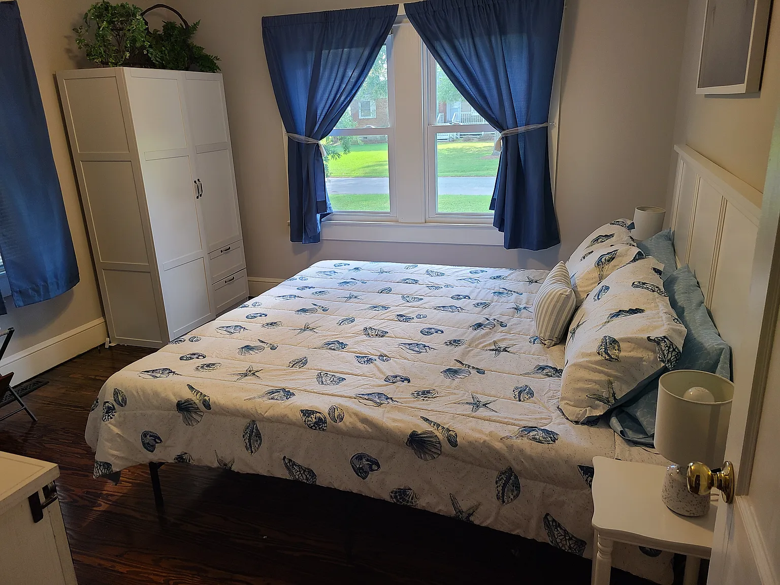 3 bed, 1600 sqft, $1,200 — Photo 4