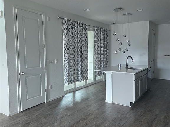 3rd image of 5323 Spalding Pl
